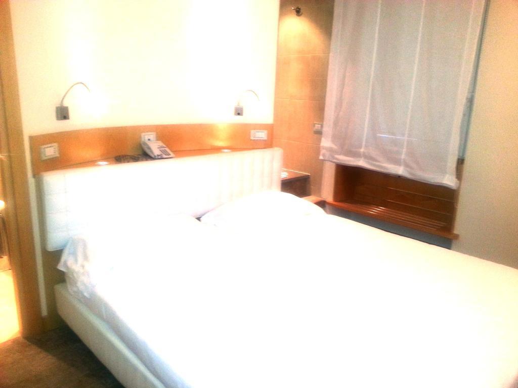 Hotel Tonfoni Montecatini-Terme Esterno foto